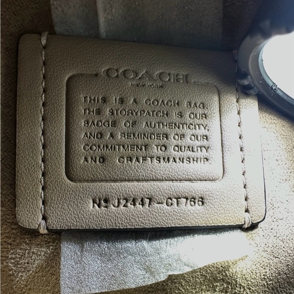 NWT Coach Andrea Carryall Bag In Signature Jacquard in Navy/Midnight Navy CT766 - Picture 8 of 16